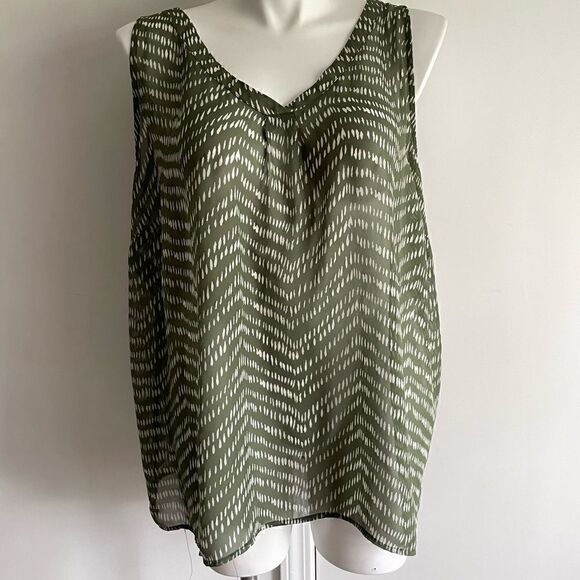 Geometric Tank Top, Size 3X, Old Navy - Picture 2 of 10